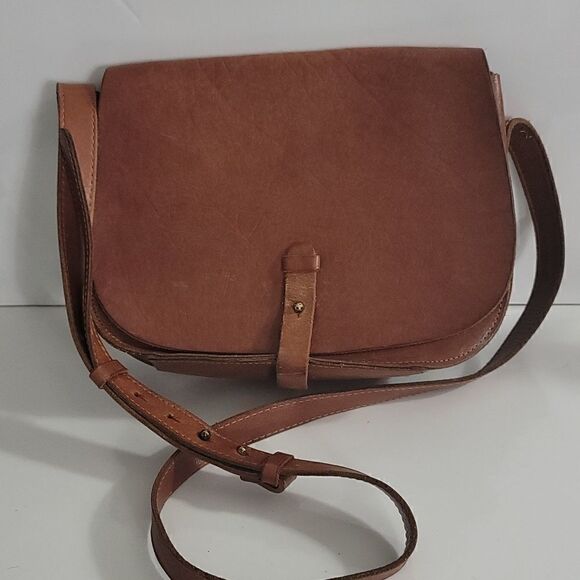Lucky Brand The Point Leather Saddle Bag - Picture 3 of 12